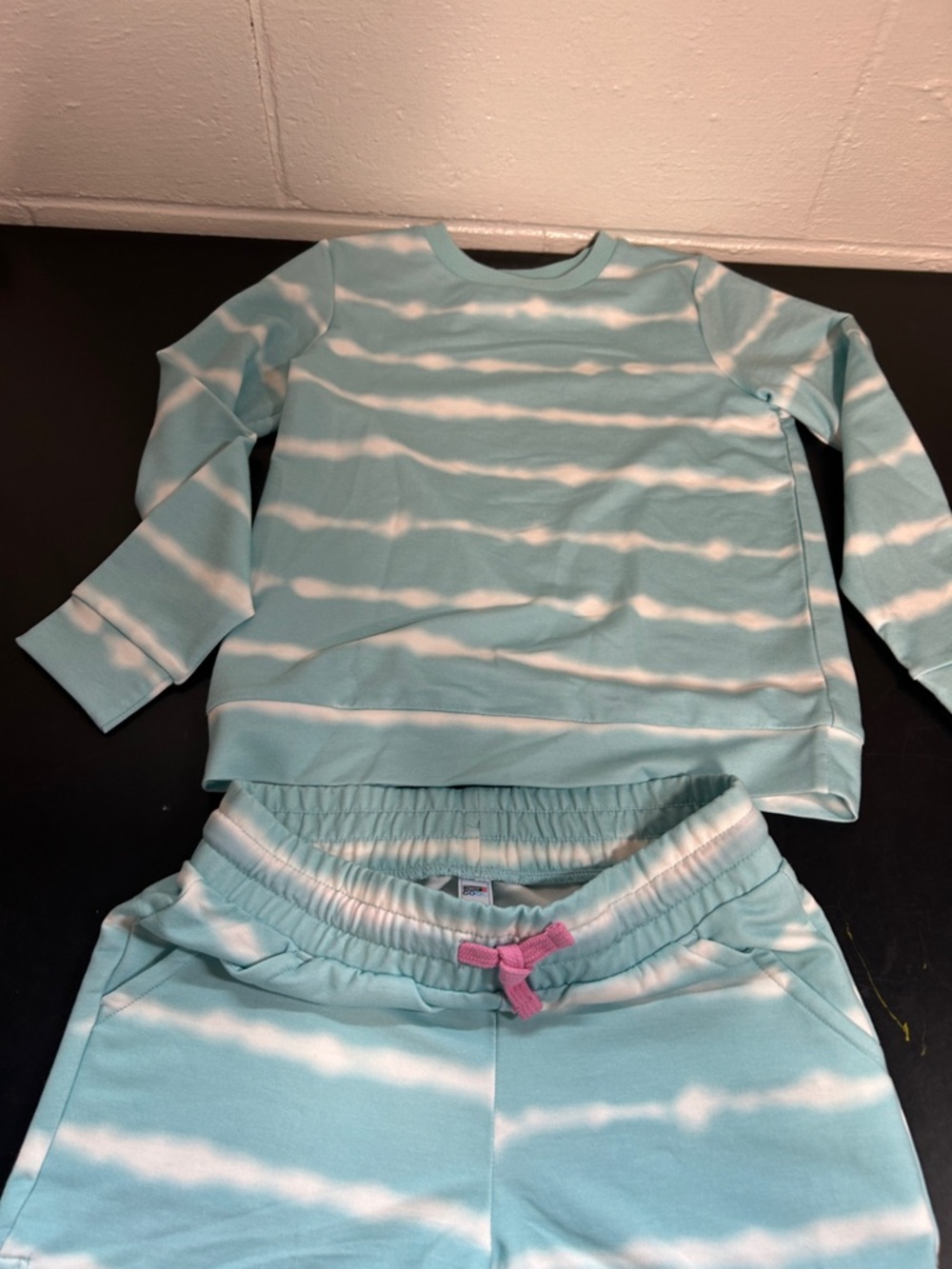 32 Degrees Kids Tie-Dye Lounge Set - Light Blue, White, Pink Accent - Picture 4 of 4